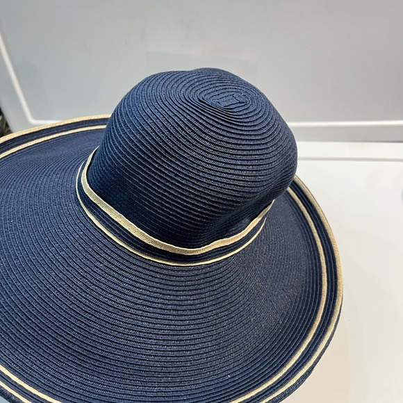 Sun and Sand Traditional Tan Straw Beach Sun Hat - Sun 'n' Sand W/ Ribbon. - Picture 2 of 4